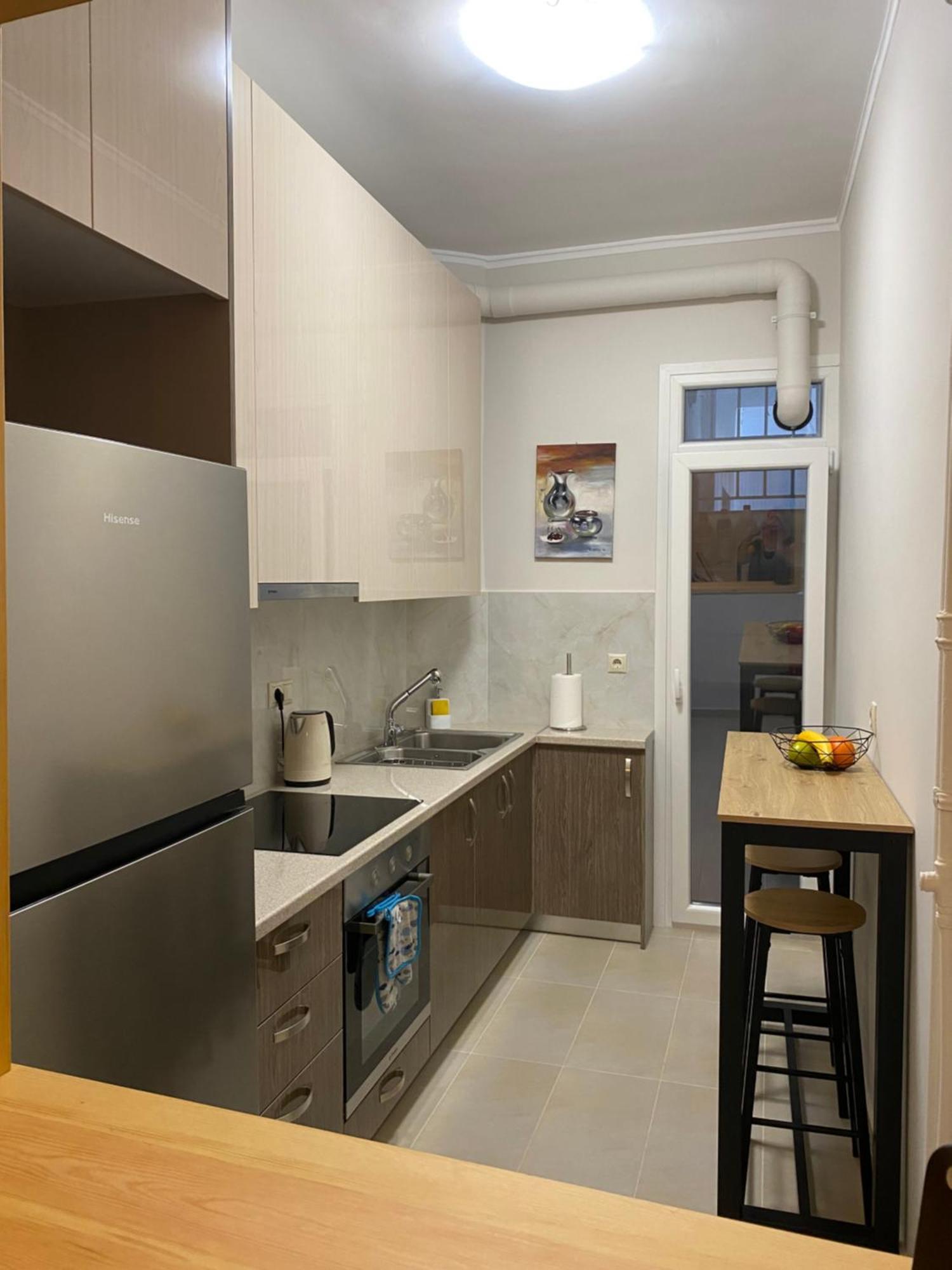 Maria Cozy In Neos Kosmos-athens Apartment